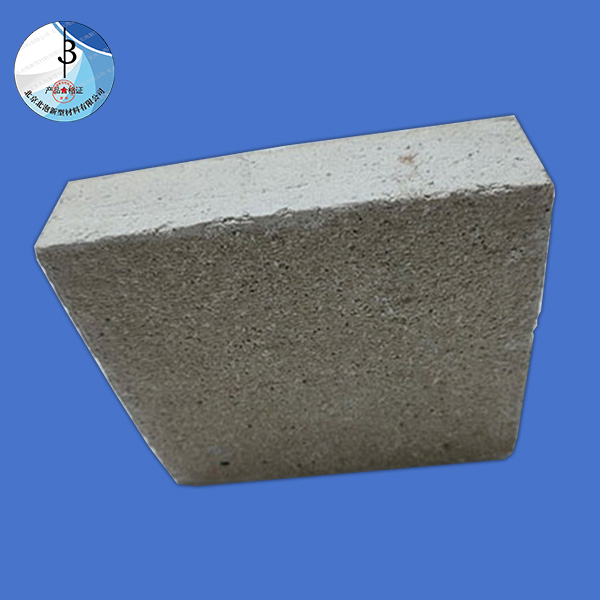 氣凝膠復(fù)合板(專利產(chǎn)品：實(shí)用新型專利證書，專利號(hào)ZL2023 2 1041840.3)