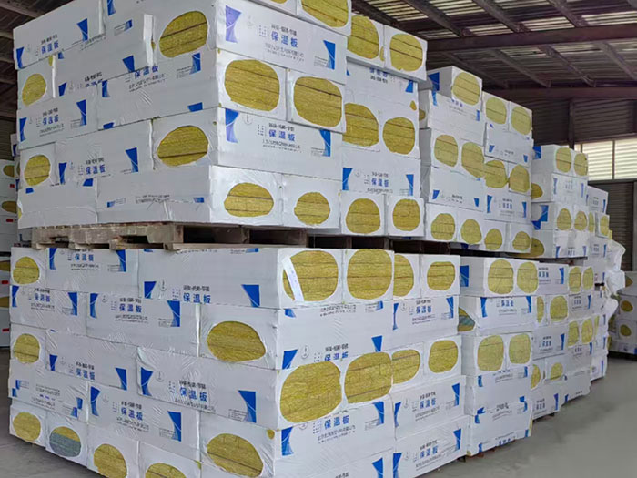 網(wǎng)織增強巖棉板（專利產(chǎn)品）